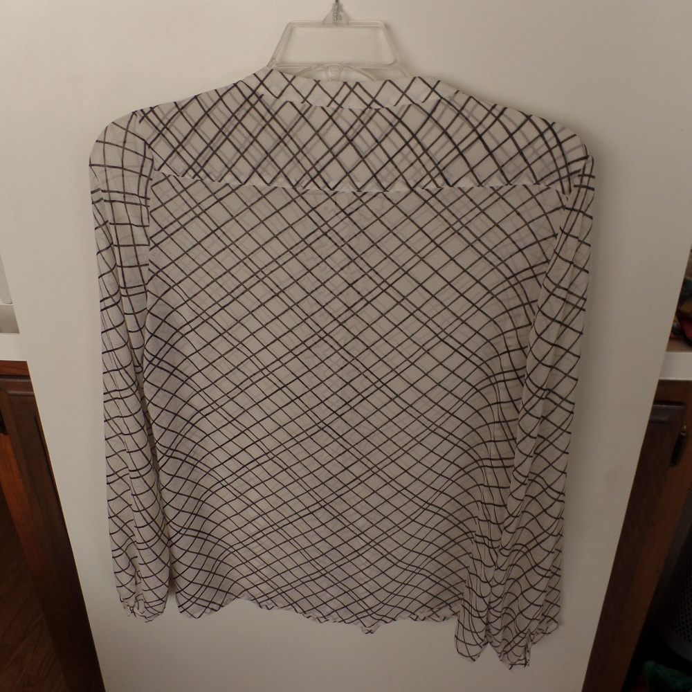 Banana Republic Ivory & Black Semi-sheer Blouse - Picture 4 of 9
